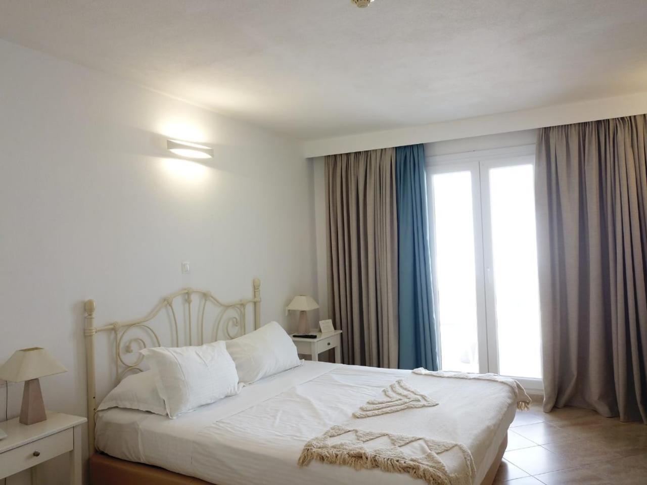 Saint George Hotel 흐리시 악티 외부 사진